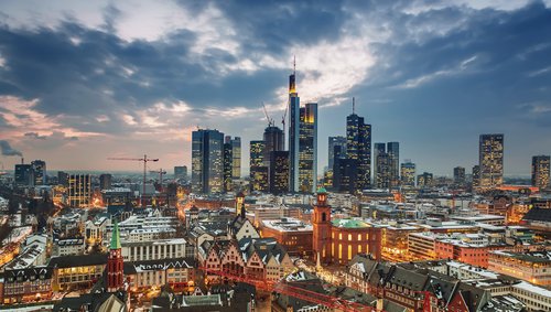 Skyline Frankfurt Abends