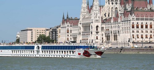 A-ROSA Donaukreuzfahrtschiff Budapest