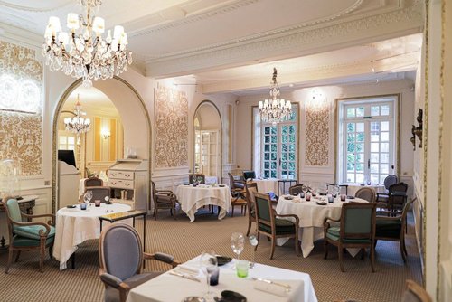 A dinner at La Vieille Fontaine Restaurant - A private experience for up to 2 people