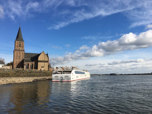 Emmerich am Rhein mit A-ROSA erleben 